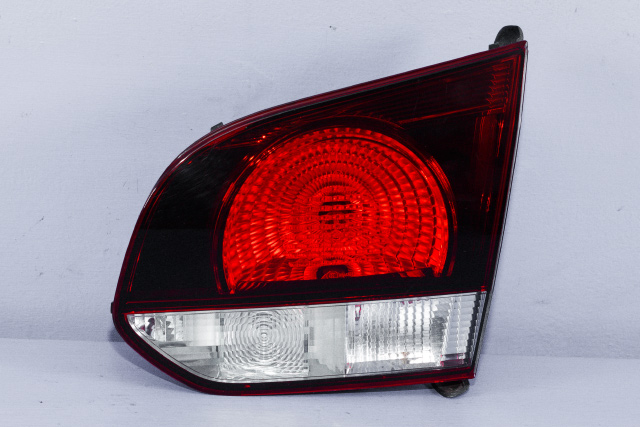 Baklykt høyre indre til VW Golf VI, 2008-2012 (VAG|5K0 945 094 AA)