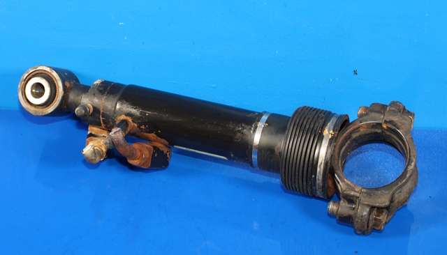 Stabilisatorstag foran til Toyota Land Cruiser 150 2010-2013 (Fase 1) (TOYOTA|48875-60031|)