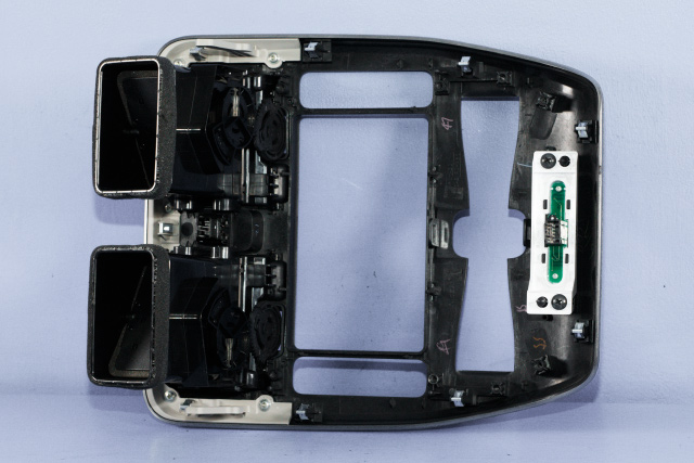 Dashbord friskluftdyse midtkonsoll til Nissan Leaf 2011-2017 (Type I)