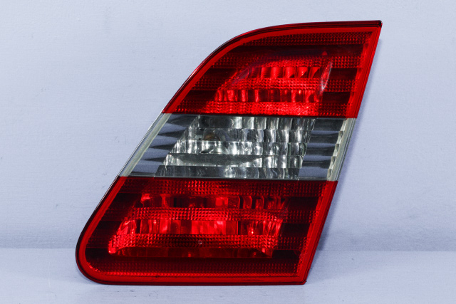 Baklykt høyre indre til Mercedes B-Klasse, 2008-2011 (Fase 2) (W245) (W245) (MERCEDES|A 169 820 16 64)
