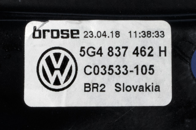 Ruteheis høyre foran til VW e-Golf 2017-2020 (Fase 2)  (VAG|5G4 837 462 H|)