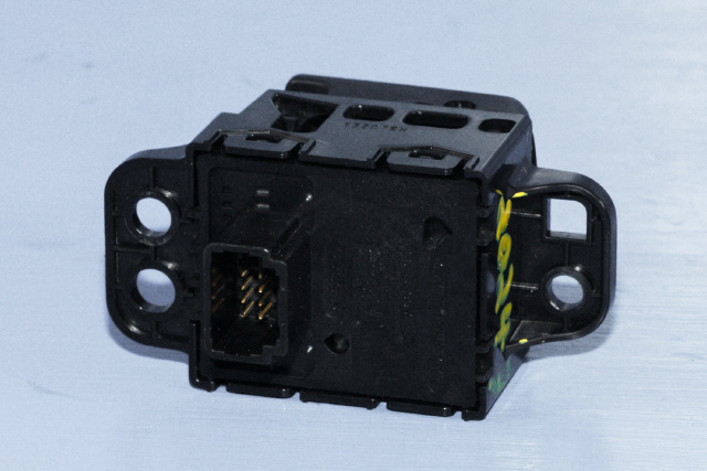 Bryter elektrisk håndbrekk/parkbrems til Nissan Qashqai 2014-2021 (Type II)