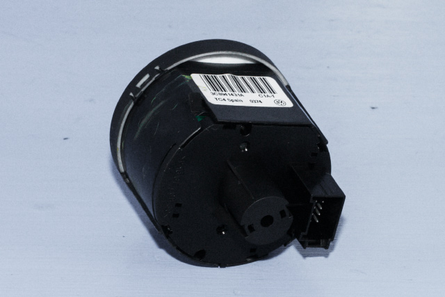 Bryter lys til VW Tiguan 2011-2016 (Type I, Fase 2)  (VAG|3C8 941 431 A|)