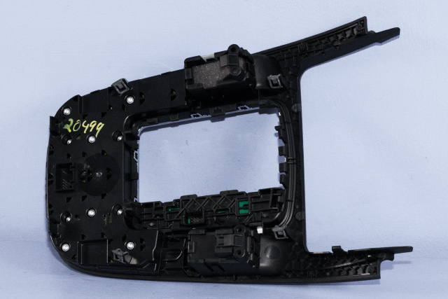 Bilstereo navigasjon betjeningspanel til Audi Q5 2012-2017 (Type I, Fase 2)  (VAG|8T0 919 611|)