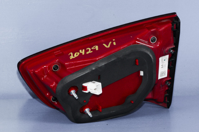 Baklykt venstre indre til Kia Sportage 2010-2016 (Type III)  (KIA|92405-3W610|)