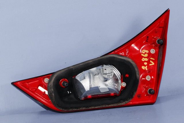 Baklykt venstre indre til Toyota Auris 2013-2015 (Type II, Fase 1)  