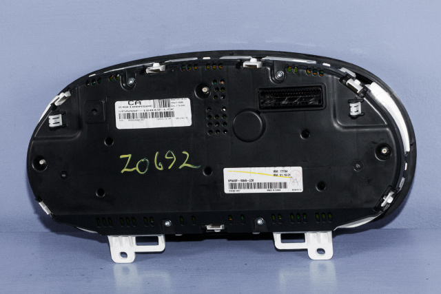 Instrumentpanel til Nissan Qashqai 2010-2014 (Type I, Fase 2)  (NISSAN|24810-BR50E|)