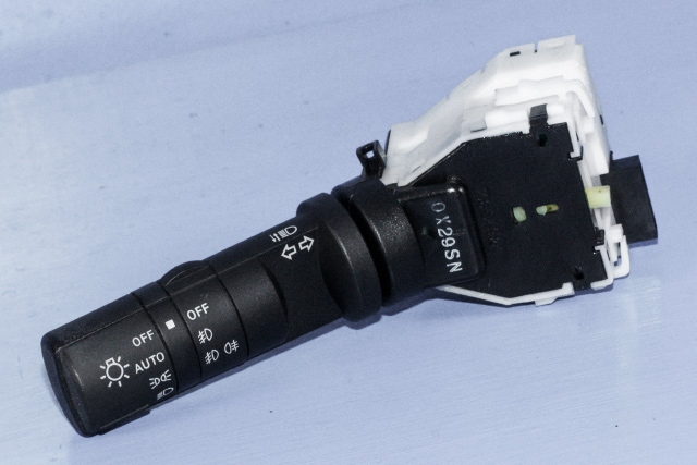 Bryter blink til Nissan Qashqai, 2010-2014 (Type I, Fase 2)  