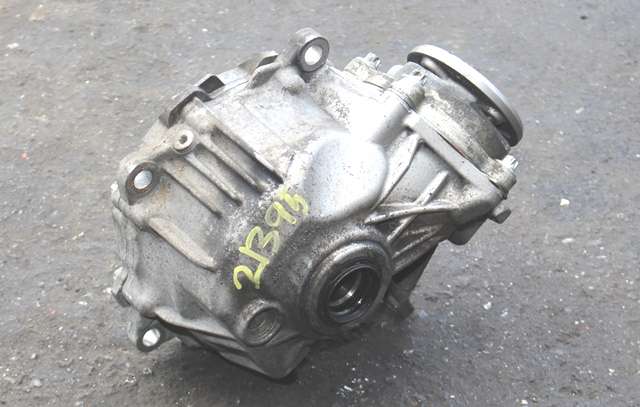 Kardang klokke foran til Mercedes E-Klasse 2009-2013 (Fase 1) (W212) (W212) (MERCEDES|221 330 13 02|)