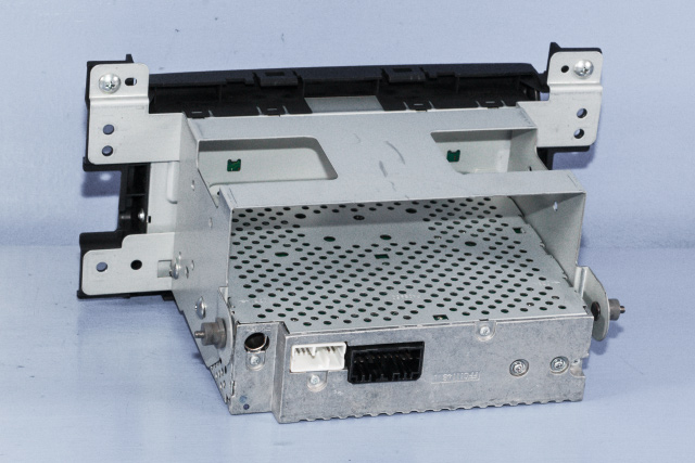 Bilstereo til Suzuki Grand Vitara 2005-2015 (Type III) (SUZUKI|39101-65JD0|)