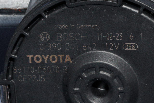 Viskermotor frontrute komplett m/overføring til Toyota Avensis 2009-2015 (Type III, Fase 1)  (BOSCH|0 390 241 642|85110-05070-B|)