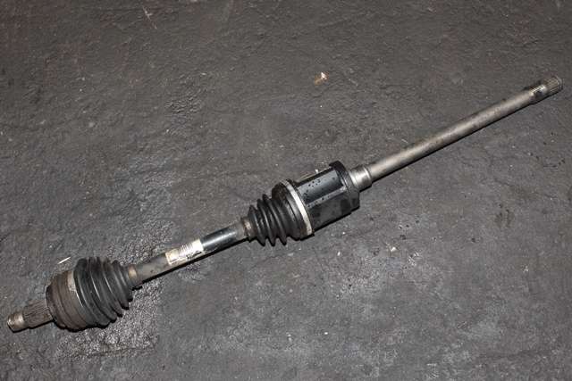 Drivaksel høyre foran, diesel/manuell til BMW X3, 2003-2006 (Fase 1) (E83) (E83)
