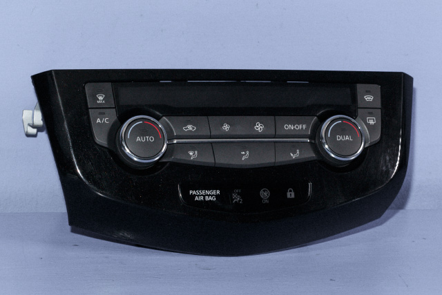 Varmeapparat betjening til Nissan Qashqai, 2014-2021 (Type II)  (NISSAN|27500-4EA1A)