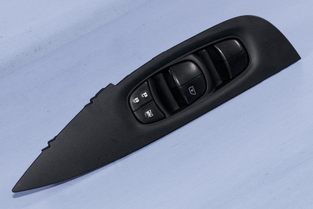 Bryter ruteheis førerdørspanel til Nissan Qashqai, 2014-2021 (Type II)  