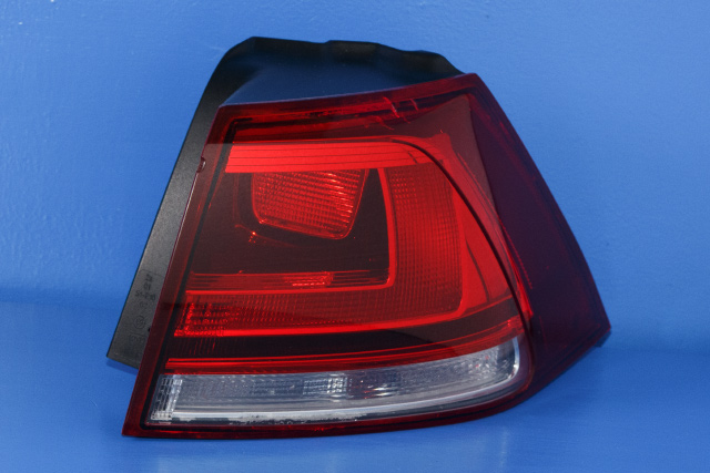 Baklykt høyre ytre til VW Golf VII 2012-2017 (Fase 1) (VAG|5G0 945 096 H|)