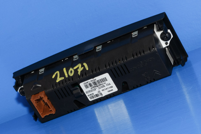 Instrument kjørecomputer til Peugeot 3008 2009-2016 (Type I) (JOHNSON|NS141100|96 664836 80|)