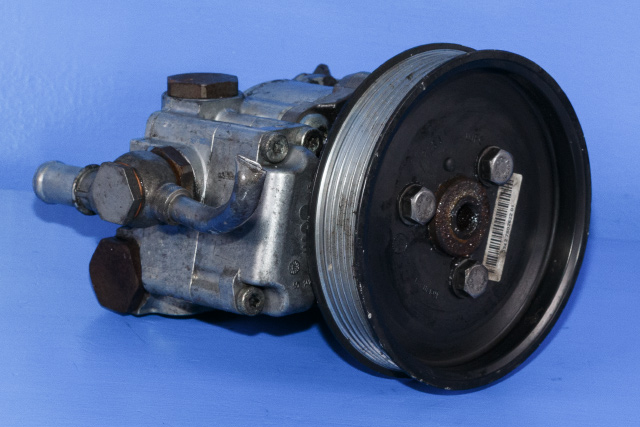 Servo pumpe mekanisk til BMW 5-Serie 2003-2010 (E60/E61) (E60/E61) (ZF|7652 974 109|6 780 848|)