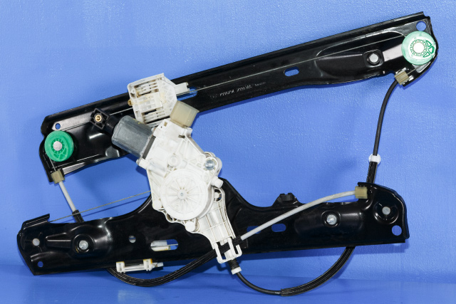 Ruteheis høyre foran til BMW X1, 2009-2015 (E84) (E84) (BMW|6 927 028)