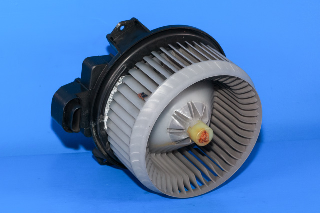 Varmeapparat motor til Toyota Avensis, 2009-2015 (Type III, Fase 1) (DENSO|272700-8103)
