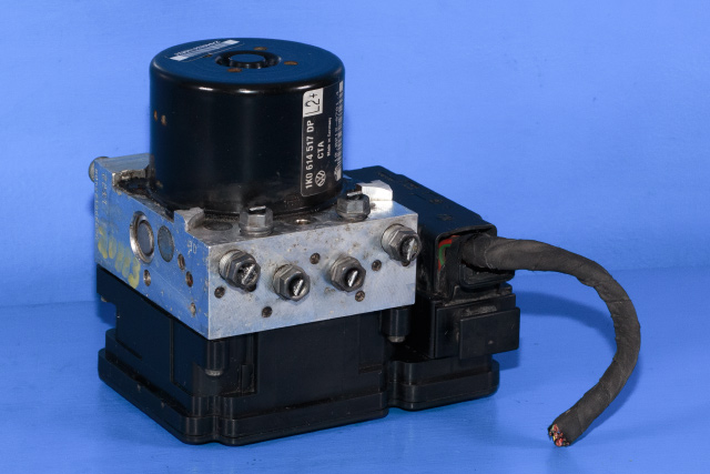 ABS sentral til VW Touran, 2010-2015 (Type I, Fase 3)  (VAG|1K0 614 517 DP)