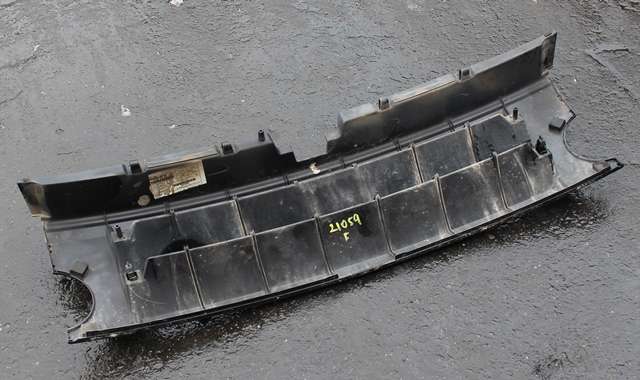 Grill til Land Rover Discovery 2005-2009 (Type III)  