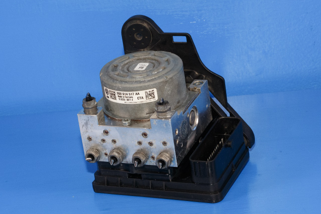 ABS sentral til VW Golf VII 2012-2017 (Fase 1) (VAG|3Q0 614 517 AA|3Q0 907 379 AA|)