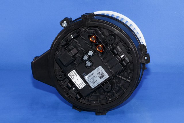 Varmeapparat motor til Volvo V90 / V90 CC / S90 2016-->>  (BOSCH|0 130 309 504|)