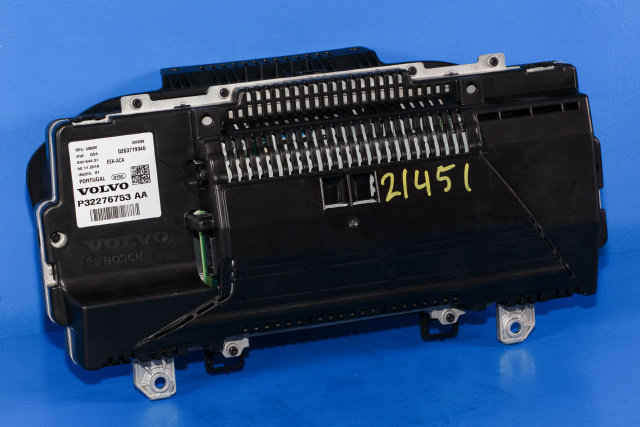 Instrumentpanel til Volvo V90 / V90 CC / S90 2016-->>  (VOLVO|P32276753|)
