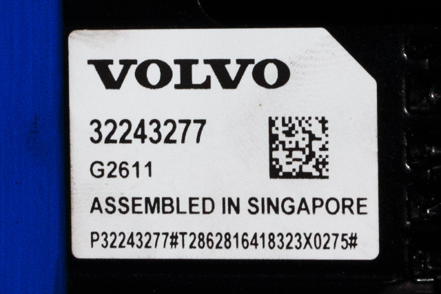 Parkeringskamera foran til Volvo V90 / V90 CC / S90 2016-->>  (VOLVO|32243277|)