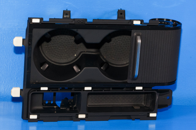 Dashbord koppholder til VW Passat, 2015-2019 (Fase 1) (B8) (B8) (VAG|3G0 862 531 C)