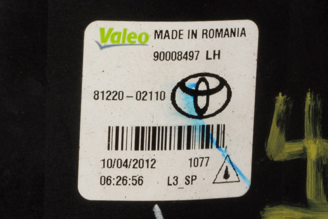Tåkelykt venstre foran til Toyota Avensis 2009-2015 (Type III, Fase 1)  (TOYOTA|81220-02110|)