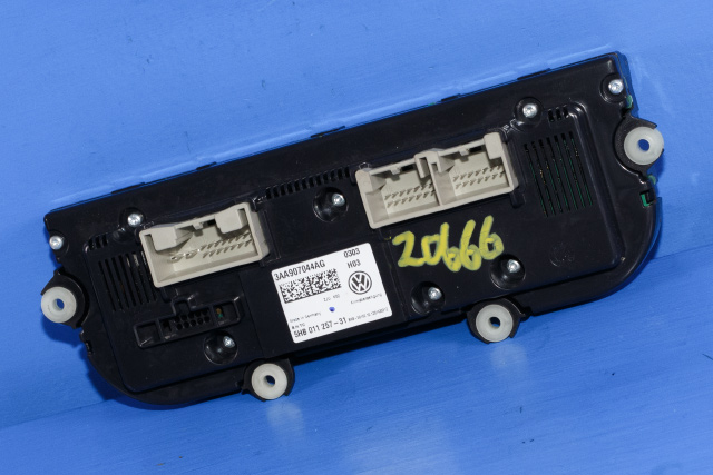 Varmeapparat betjening til VW Touran 2010-2015 (Type I, Fase 3)  (HELLA|5HB 011 257-31|3AA 907 044 AG|)