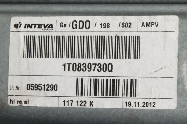 Ruteheis høyre bak til VW Touran 2010-2015 (Type I, Fase 3) (VAG|5K0 959 704 A|)