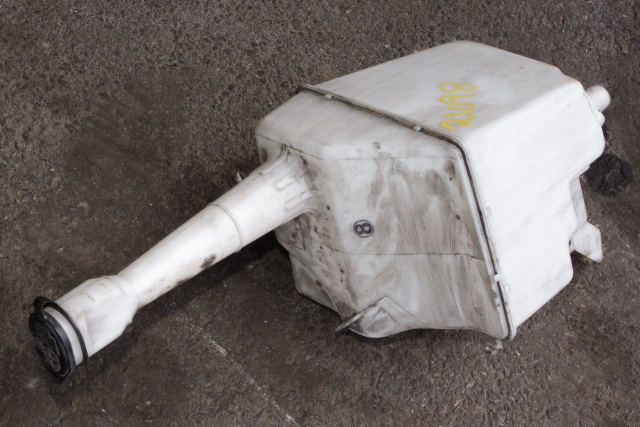 Spylertank foran til Toyota Hiace 2007-2012 (Fase 3)  (DENSO|060351-833|)
