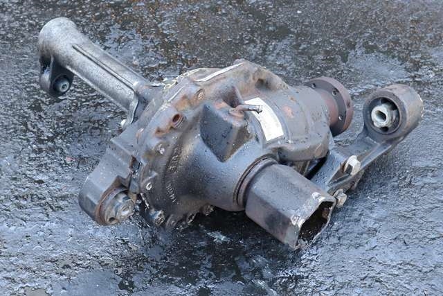 Kardang klokke foran til Land Rover Range Rover Sport 2005-2013  (LAND ROVER|TAG500063|)