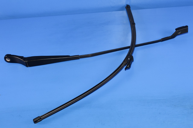 Viskerarm frontrute høyre til Peugeot 3008, 2009-2016 (Type I)  (PEUGEOT|96 830989 80)