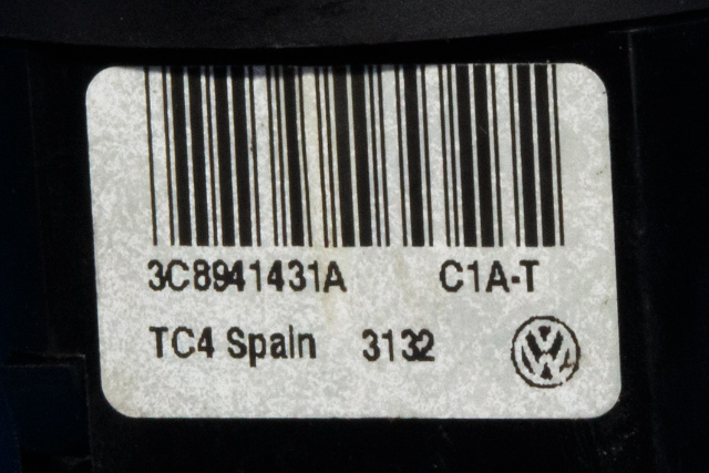 Bryter lys til VW Touran 2010-2015 (Type I, Fase 3)  (VAG|3C8 941 431 A|)