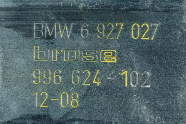 Ruteheis venstre foran til BMW X1 2009-2015 (E84) (E84) (BMW|6 927 027|)