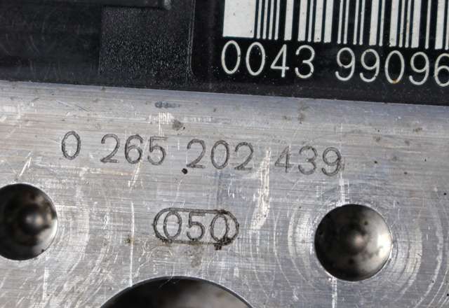 ABS sentral til Mercedes S-Klasse 1999-2005 (W220) (W220) (BOSCH|0 265 202 439|A 003 431 80 12|)