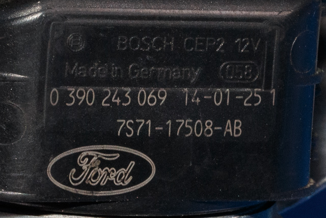 Viskermotor frontrute komplett m/overføring til Ford Mondeo 2011-2014 (Type IV, Fase 2)  (BOSCH|0 390 243 069|7S71-17508-AB|)