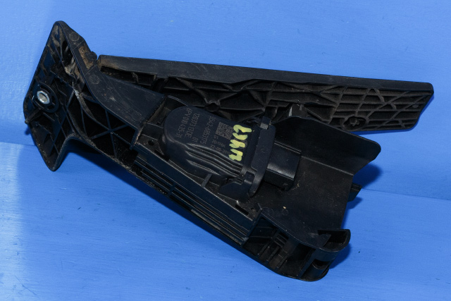 Pedal gass til BMW X1 2009-2015 (E84) (E84) (HELLA|6PV 010 435-31|35.42-6 853 175|)