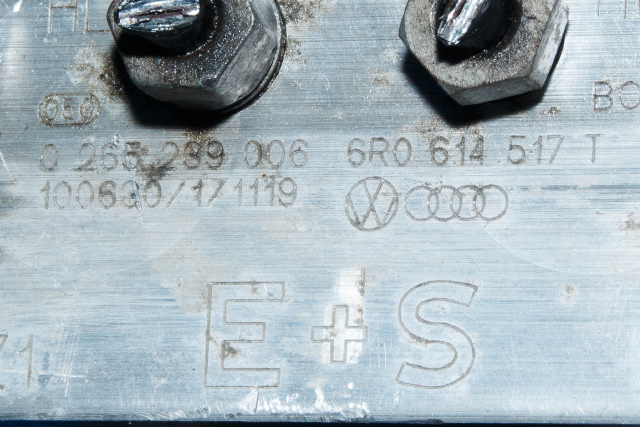 ABS sentral til Škoda Roomster 2010-2015 (Fase 2)  (BOSCH|0 265 239 006|6R0 614 517 T|)