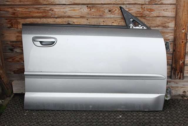 Dør høyre foran til Subaru Outback 2007-2009 (Type III, Fase 2)