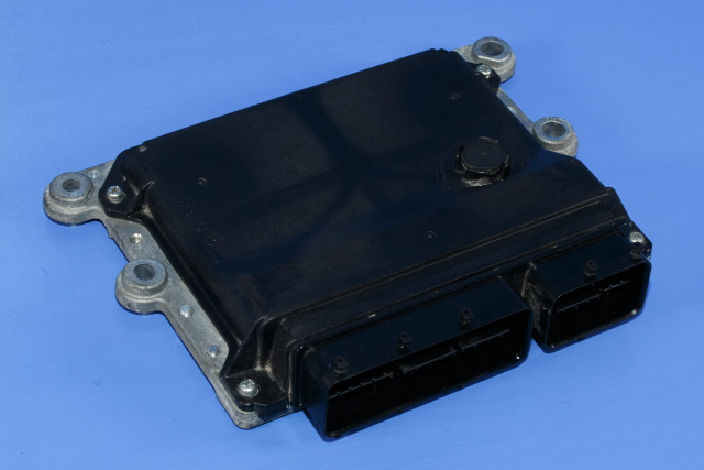 Styreenhet motor til Toyota iQ, 2009-2014 (DENSO|212000-4830)