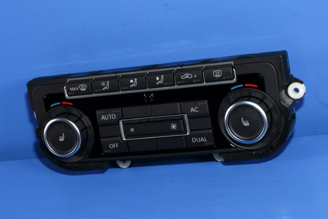 Varmeapparat betjening til VW Golf VI, 2008-2012  (HELLA|5HB 009 746-41)