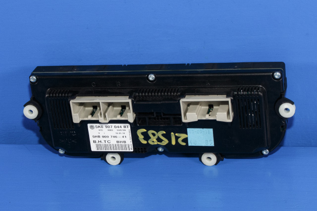 Varmeapparat betjening til VW Golf VI 2008-2012 (HELLA|5HB 009 746-41|5K0 907 044 BT|)