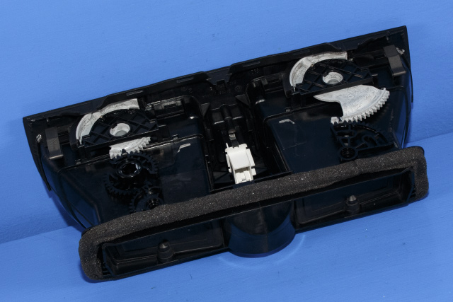 Dashbord friskluftdyse midtkonsoll til VW Golf VI 2008-2012