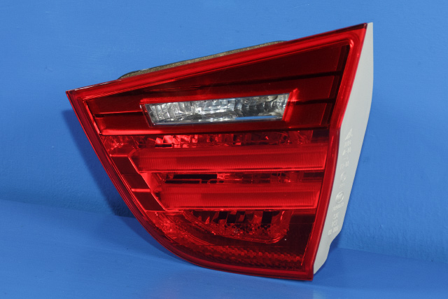 Baklykt høyre indre til BMW 3-Serie, 2005-2011 (E90/E91/E92/E93) (E90/E91/E92/E93) (BMW|7 154 156)
