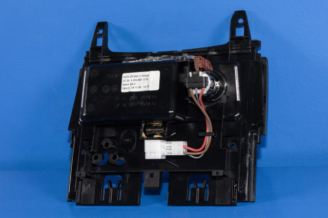 Dashbord askebeger til Mercedes E-Klasse 2009-2013 (Fase 1) (W212) (W212) (MERCEDES|A 204 680 13 50|)