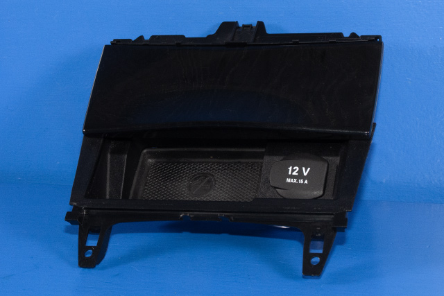 Dashbord askebeger til Mercedes E-Klasse 2009-2013 (Fase 1) (W212) (W212) (MERCEDES|A 204 680 13 50|)